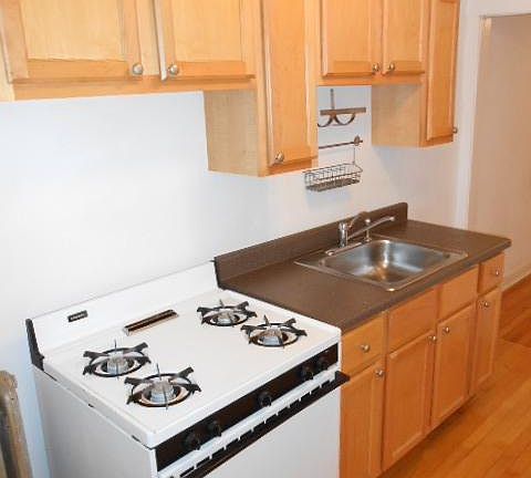 2nd image of 5107 N Winchester Ave #3