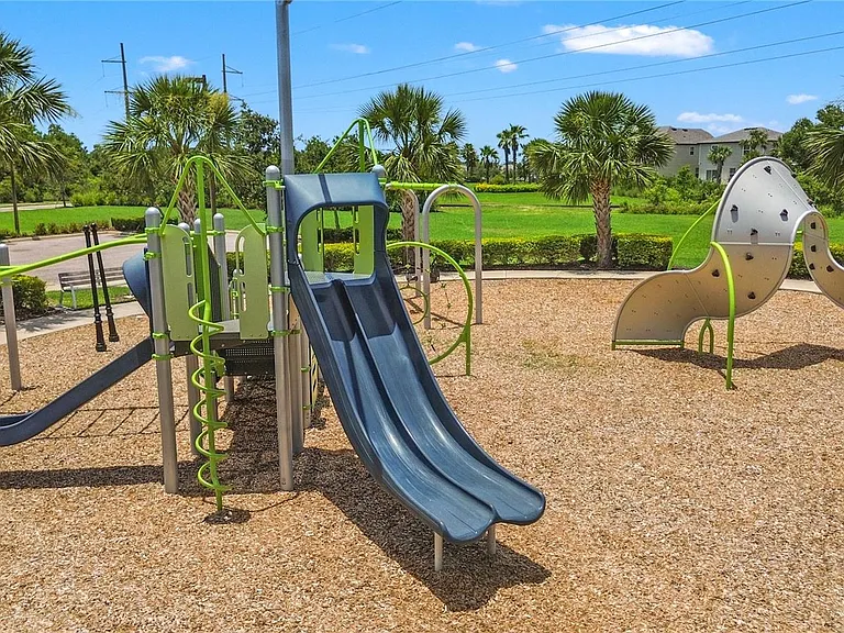 3908 Mossy Limb Ct — Photo 27