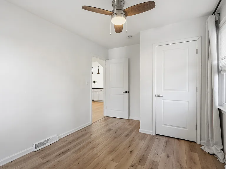 3175 McDowell St — Photo 20