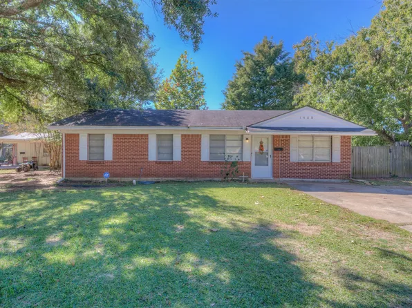 1408 Azalea St, Bossier City, LA 71112
