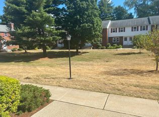 68 Brandywine Ln, Suffield, CT 06078