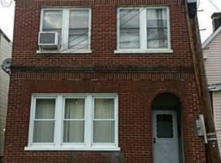 282 Alpine St, Perth Amboy, NJ 08861