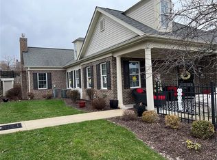 1062 Wealdstone Rd, Cranberry Township, PA 16066