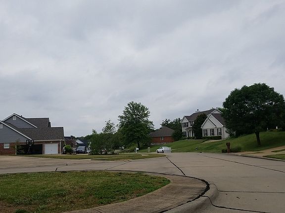 5th image of 9761 Gerald Dr