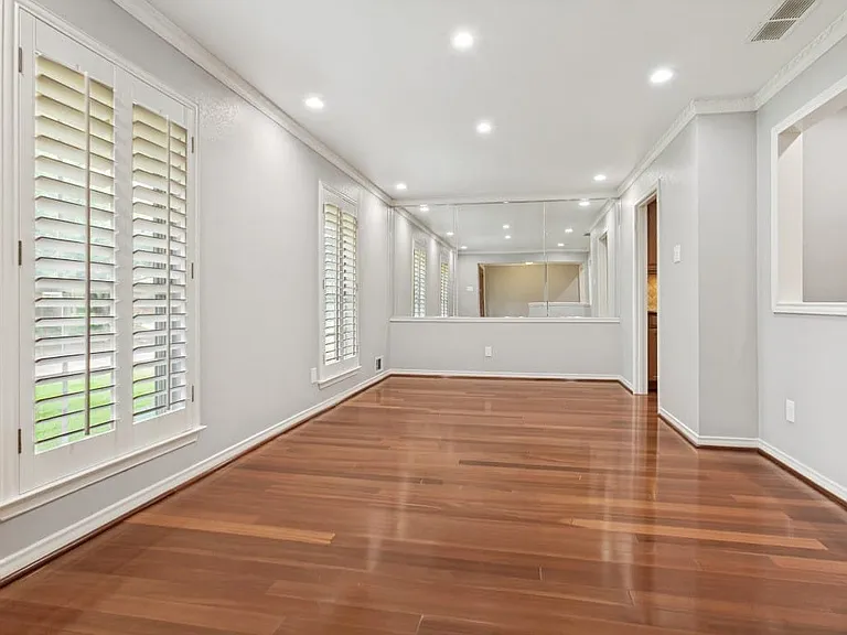 9628 Heatherdale Dr — Photo 11