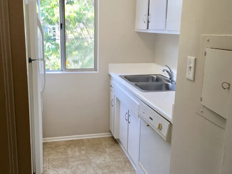 4621-4629 Vista Del Monte Ave. — Photo 8