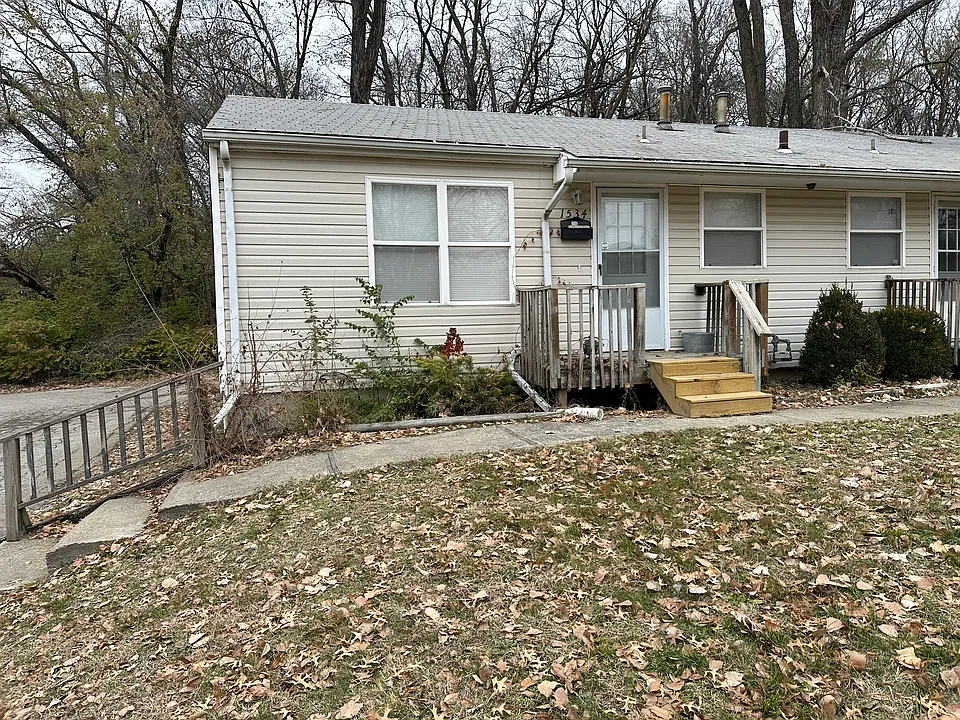 1534 W Waldo Ave