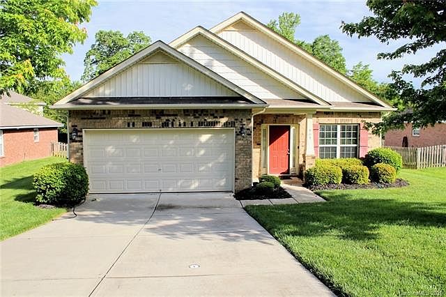 1st image of 909 Catawba Wells Ct