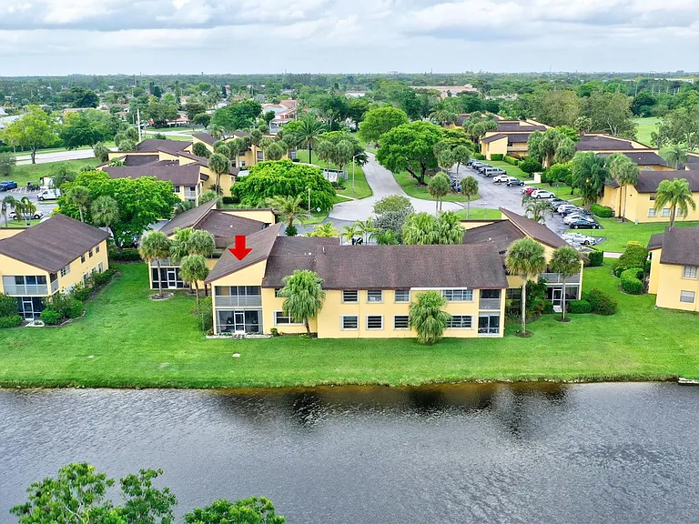 8760 Azalea Ct #203 — Photo 34