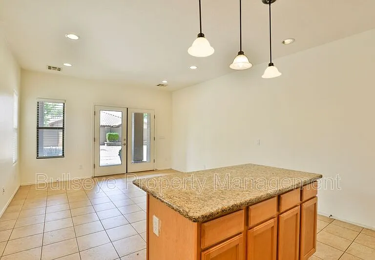 11547 E Sylvan Ave — Photo 8