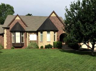 413 S Timber Ridge Cir, Derby, KS 67037