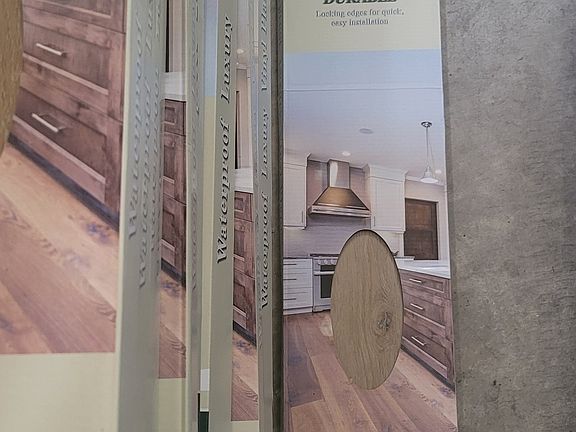 Band-new LVP Floors to be installed