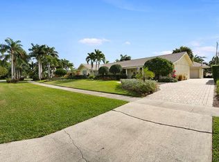 812 Anchorage Dr, North Palm Beach, FL 33408
