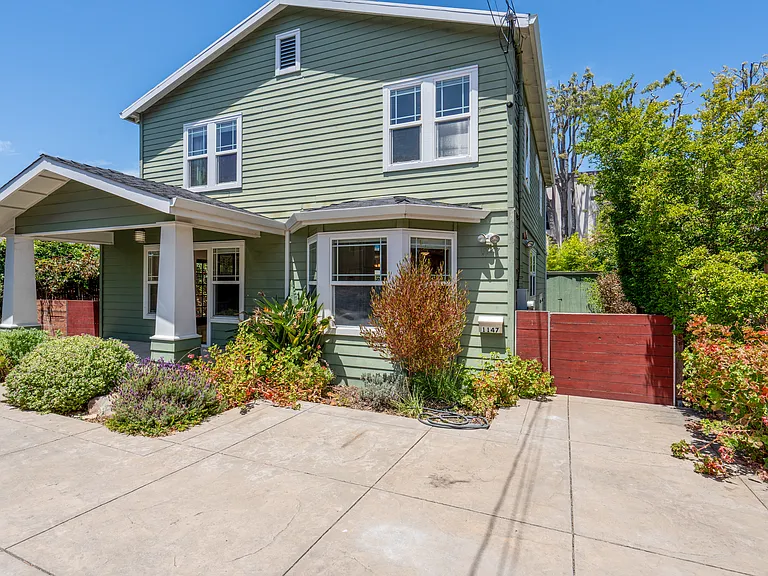 1147 Francisco St — Photo 1