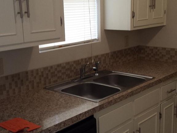 2nd image of 523 S Edwards St