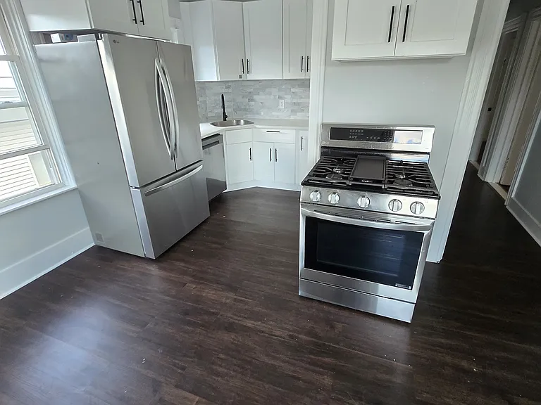 25 Brighton St #3 — Photo 5