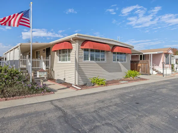 1255 W Grangeville Boulevard #25, Hanford, CA 93230
