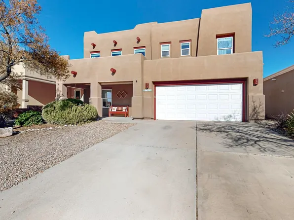 5569 Gladstone Dr NE, Rio Rancho, NM 87144