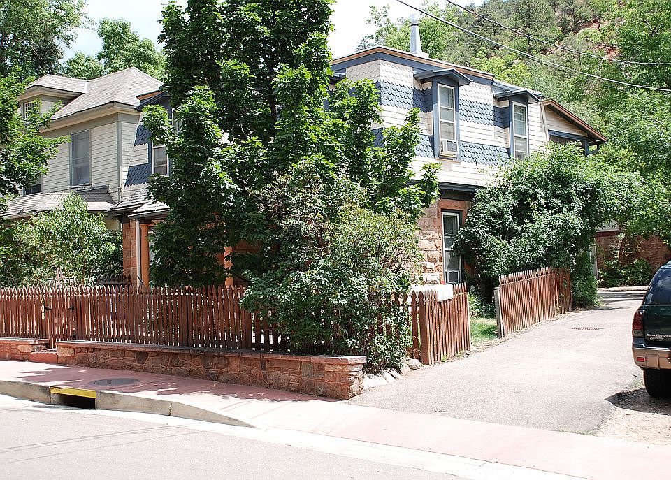 2nd image of 408 Canon Ave