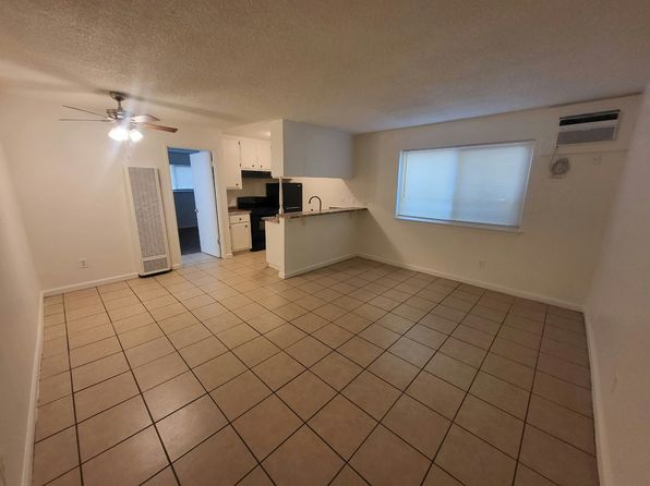 741 N Lincoln St APT 9