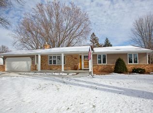 11209 Lewis Ct, Burnsville, MN 55337