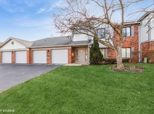 1755 Partridge Ln #2, Arlington Heights, IL 60004