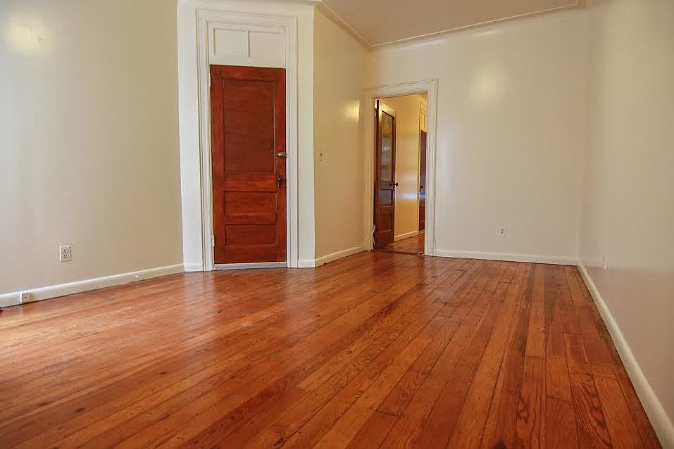 2nd image of 2161 42nd St APT 1L