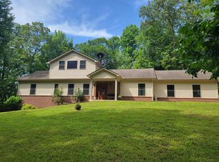 90 Paradise Rd, Big Sandy, TN 38221