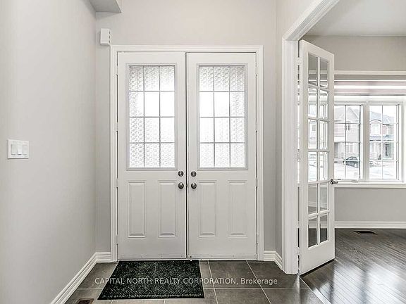 3rd image of 6 Nadmarc St