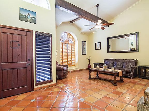 2nd image of 2089 Pueblo Nuevo Cir