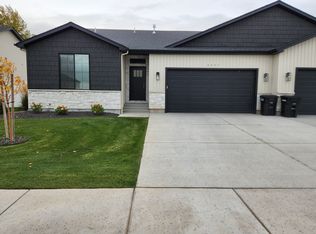 4827 Legacy Village Ln, Idaho Falls, ID 83406