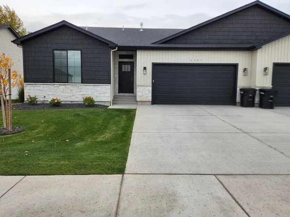 4827 Legacy Village Ln, Ammon, ID 83406