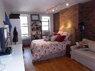 Rented by Urban Real Estate Property Group Inc