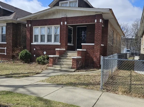 (undisclosed Address), Chicago, IL 60651