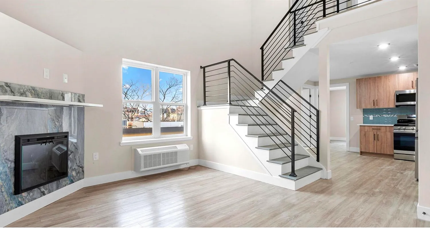 212 70th Street 405