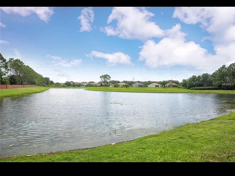 6331 Crestmont Glen Ln — Photo 3