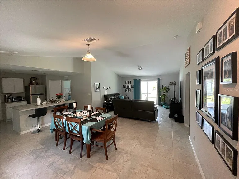 23208 Nancy Ave — Photo 2