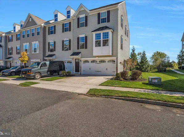 48 Sparrow Cir, Sewell, NJ 08080
