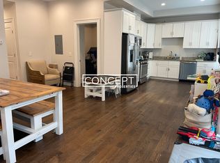 2044 Beacon St #2TS, Waban, MA 02468