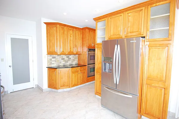 Sold by Magic of Great Neck Realty Inc. | media 43