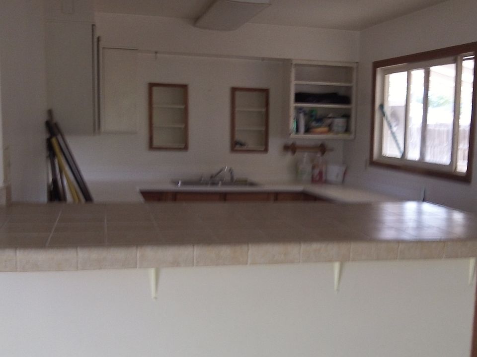 1st image of 4677 Morales St