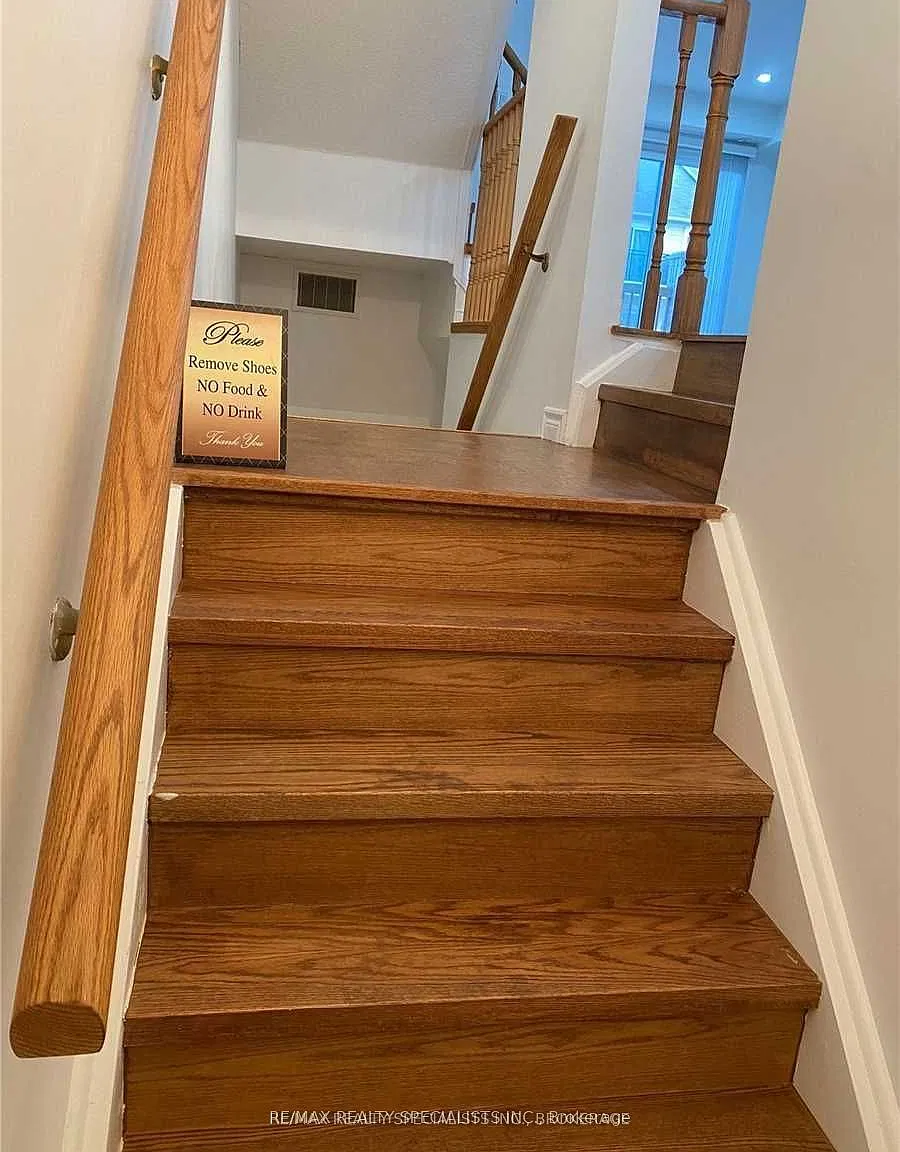 2 bed, $3,000 — Photo 4