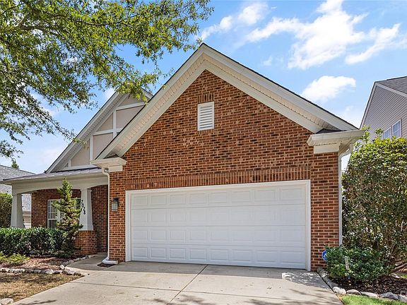 3rd image of 7028 Saranac Ln