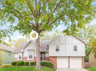15347 Newton Dr, Stilwell, KS 66223