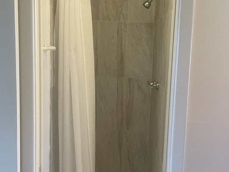 UPSTAIRS SHOWER