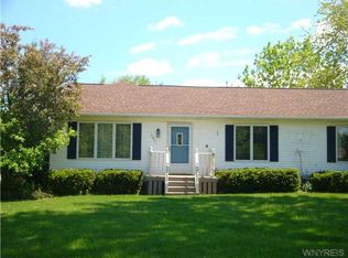 5831 Beattie Ave, Lockport, NY 14094