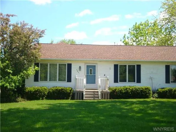 5831 Beattie Ave, Lockport, NY 14094