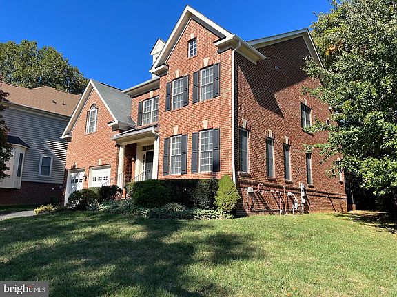 3rd image of 9161 Moonstone Dr