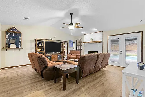 937 Ridgewood Way #ID1447103P Photo 1