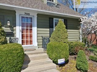 700 Brush Creek Blvd, Kansas City, MO 64110